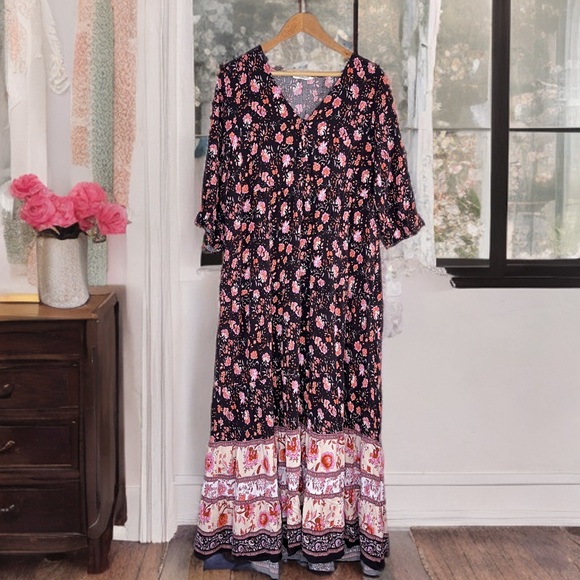 Natural Life Dark Floral Sz L Tiered Maxi Dress - Picture 1 of 15